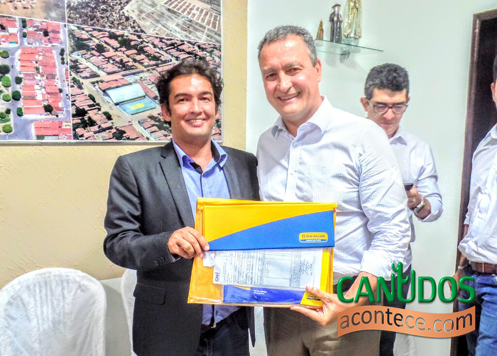 Genário Rabelo recebe trator e discute demandas da região com Governador Rui Costa